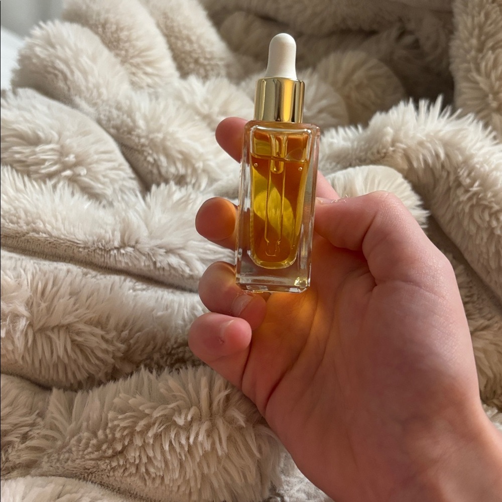 Honey Infused Hair Oil - Gold - Picture 3 of 3